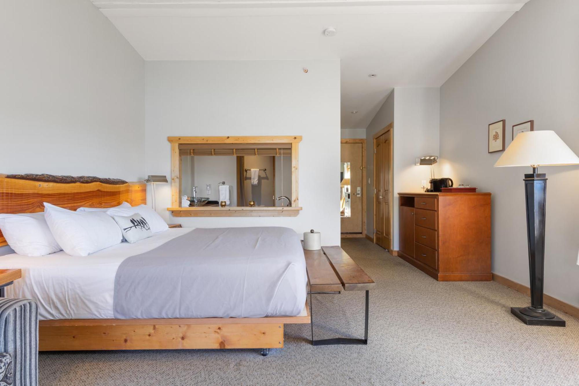 West Coast Wilderness Lodge Egmont ภายนอก รูปภาพ
